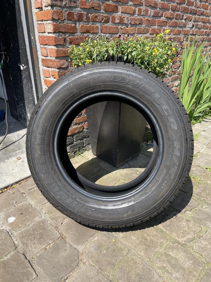 SET ZOMERBANDEN BRIDGESTONE DUELER HT 265/60 R18, Auto-onderdelen, Banden en Velgen, Band(en), Zomerbanden, 18 inch, 265 mm, Terreinwagen
