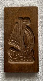 Speculaasplankje met bakvormpje van een zeilboot, Enlèvement