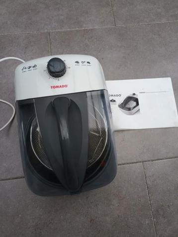 Airfryer van Tomado 