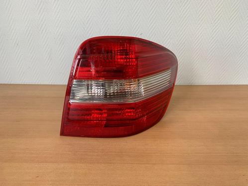 achterlicht rechts mercedes ML W164 2005 - 2012 A1649061100, Auto-onderdelen, Verlichting, Mercedes-Benz, Gebruikt, Ophalen of Verzenden