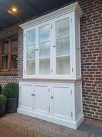 Massief houten buffetkast/vitrinekast GRATIS LEVERING, Huis en Inrichting, Ophalen of Verzenden, Zo goed als nieuw