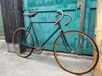 Antieke racefiets Peugeot 1920 houten wielen, Ophalen