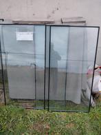 Dubbel glas  lengte 1.29m  . breedte 66.5 cm  .2stuks gratis, Doe-het-zelf en Bouw, Ophalen, Zo goed als nieuw