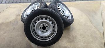 Mercedes Vito W447 16" Stalen Velgen + WinterBanden beschikbaar voor biedingen
