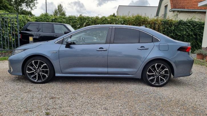 Toyota Corolla PREMIUM Uitvoering-Sedan-Hybrid 1.8i, Auto's, Toyota, Particulier, Corolla, ABS, Achteruitrijcamera, Adaptieve lichten
