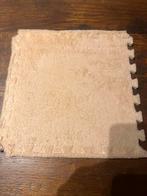 60 schuimtegels, tapijtoppervlak, Ophalen of Verzenden, Zo goed als nieuw