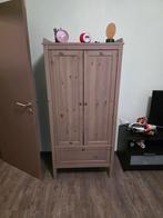 2 armoires et un meuble TV, Enlèvement