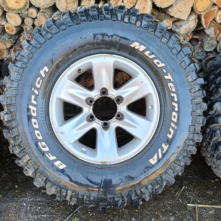 Nissan Patrol Velgen Mud Terrain BF Goodrich, Autos : Pièces & Accessoires, Pneus & Jantes, Pneu(s), Enlèvement