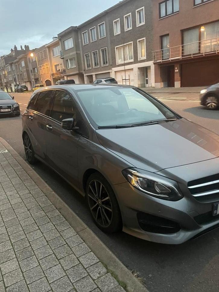 Mercedes-Benz B180, Auto's, Mercedes-Benz, Particulier, B-Klasse, Diesel, Euro 6, Berline, 5 deurs, Handgeschakeld, Zilver of Grijs