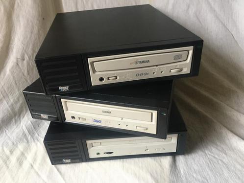 Set SCSI CD-Recorders in Professionele RORKE-Behuizing (3st), Audio, Tv en Foto, Professionele apparaten, Gebruikt, Audio, Ophalen of Verzenden
