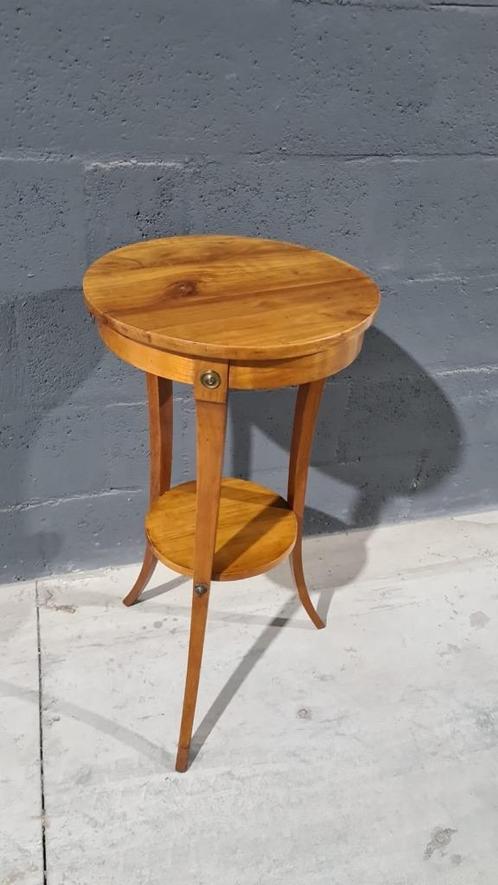 Rond bijzettafeltje met uitschuifbaar plankje, jaren 50, Huis en Inrichting, Tafels | Sidetables, Gebruikt, 25 tot 50 cm, Minder dan 50 cm