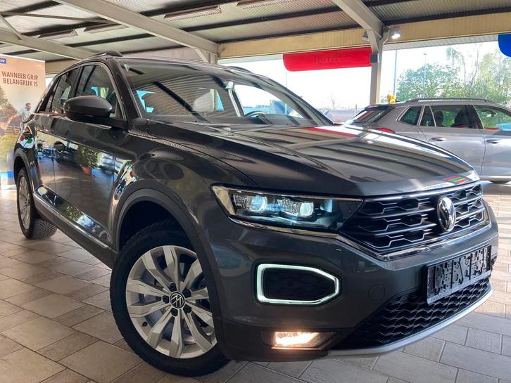 Volkswagen T-Roc 150tsi -AUTOMAAT -App -Leder/Stof sportzete, Auto's, Volkswagen, Bedrijf, Te koop, T-Roc, ABS, Achteruitrijcamera