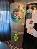 Frigo werkt nog oud model gebruikssporen met vriezer, Elektronische apparatuur, Koelkasten en IJskasten, Ophalen, Gebruikt, Met aparte vriezer