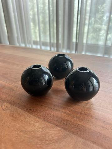 Kleine kandelaars, set van 3 beschikbaar voor biedingen
