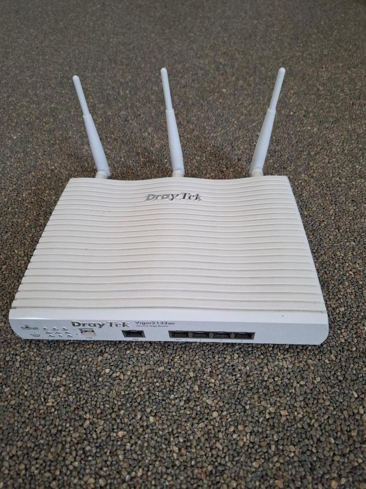 Draytek Vigor 2132AC, Informatique & Logiciels, Routeurs & Modems, Comme neuf, Routeur, Enlèvement ou Envoi