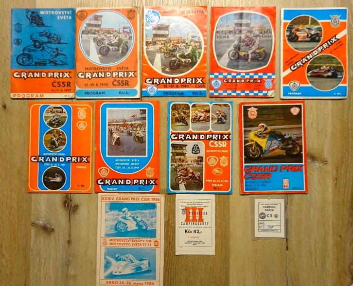 15x Programme Grand Prix moto Tchécoslovaquie 1977-1995, Collections, Marques automobiles, Motos & Formules 1, Utilisé, Motos