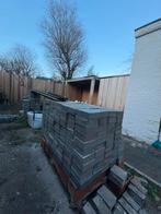 580 grijze klinkers 15 x 15 x 6, Tuin en Terras, Ophalen, Zo goed als nieuw, Klinkers