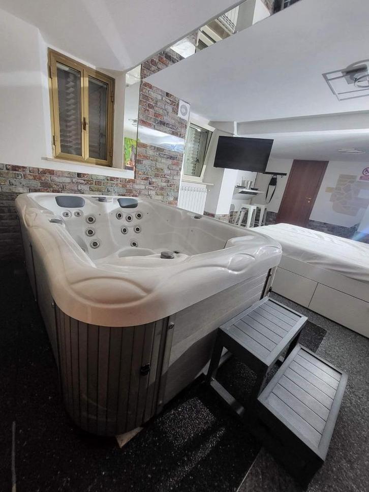 Location b&b avec spa en Italie entre mer et piste de ski, Vacances, Maisons de vacances | Italie, Appartement, Village, Mer, Lac ou rivière