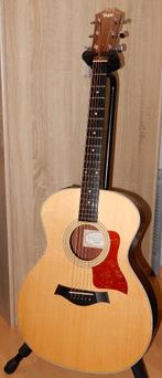 Taylor 214e + case, Musique & Instruments, Enlèvement, Utilisé, Guitare Western ou Guitare Folk, Avec valise