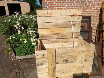 houten kist beschikbaar voor biedingen