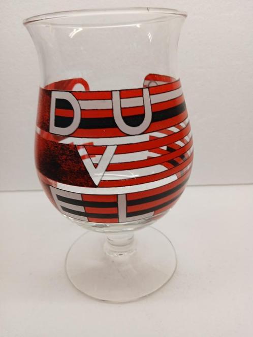 Verre sur pied DUVEL S GLERU en parfait état, Collections, Marques de bière, Comme neuf, Verre ou Verres, Duvel, Enlèvement ou Envoi