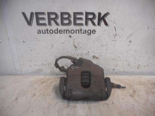 REMKLAUW RECHTS VOOR Ford Ka I (01-1996/11-2008), Auto-onderdelen, Remmen en Aandrijving, Ford, Gebruikt