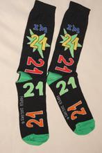 (metalen trommel en zomerkousen) 21ste verjaardag, Diversen, Ophalen of Verzenden, Zo goed als nieuw