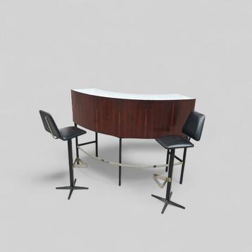 Rosewood 1960s bar + 2 barstools beschikbaar voor biedingen