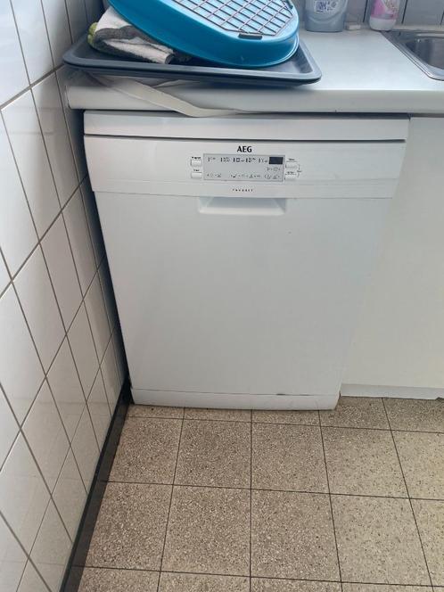 AEG Vaatwasser, Elektronische apparatuur, Vaatwasmachines, Zo goed als nieuw, Vrijstaand, 85 tot 90 cm, 45 tot 60 cm, Minder dan 10 liter