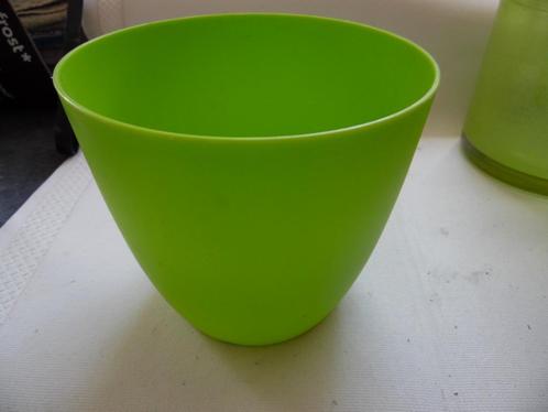 Bloempotten, Tuin en Terras, Bloempotten, Zo goed als nieuw, Kunststof, Binnen, Balkon, Minder dan 40 cm, Minder dan 25 cm, Rond