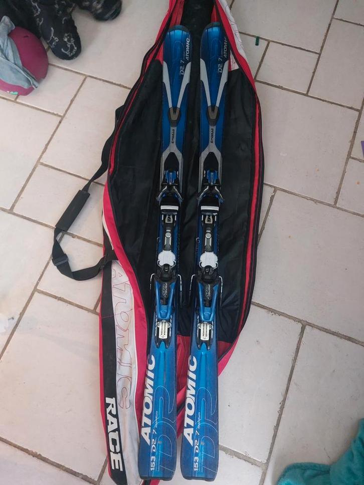 Skigerief, Sports & Fitness, Ski & Ski de fond, Utilisé, Skis, Atomic, Carving, 140 à 160 cm, Enlèvement