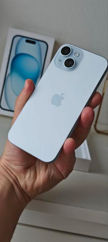 iPhone 15 128GB Krasvrij + factuur en garantie  beschikbaar voor biedingen