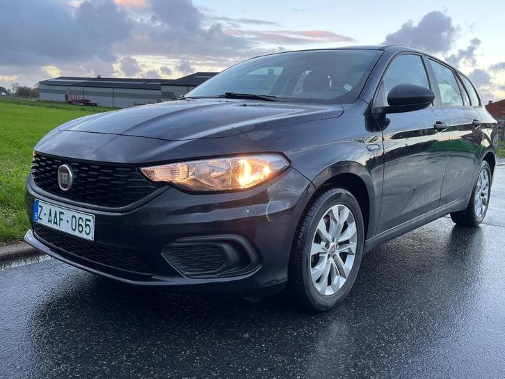 Fiat tipo break   1,4 benzine, Auto's, Fiat, Bedrijf, Tipo, ABS, Adaptieve lichten, Airbags, Airconditioning, Apple Carplay, Bluetooth