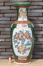 Een prachtige Chinese vaas, Ophalen, 50 tot 75 cm, Aardewerk of Porselein, Zo goed als nieuw
