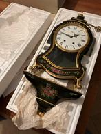 Zwitsere handgeverfde klok Eluxa Louis XVI, Antiek en Kunst, Antiek | Klokken, Ophalen
