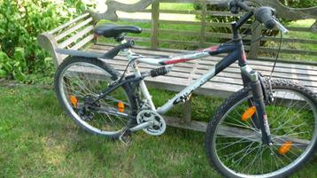 jongensfiets moutainbike beschikbaar voor biedingen