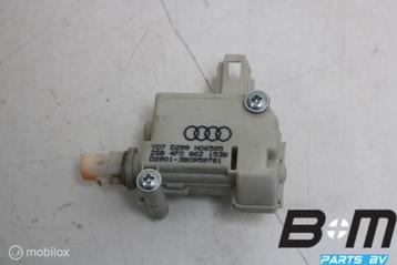Stel element voor tankklep Audi A6 4F 4F0862153B