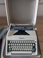 Typemachine Olympia met koffer, Ophalen, Gebruikt