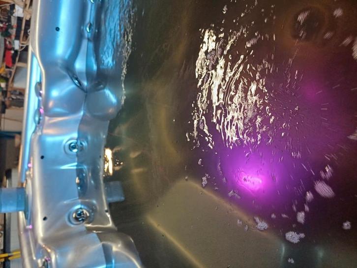 Jacuzzi gratis geplaatst, Tuin en Terras, Zwembad-toebehoren, Ophalen of Verzenden