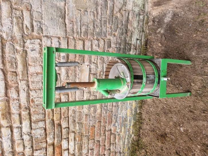 presse a fruit ( a réparé), Diversen, Levensmiddelen, Ophalen