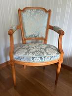 Chique stoel handgemaakt, lichtblauwe stof, Huis en Inrichting, Stoelen, Ophalen, Hout, Blauw, Louis quatorze