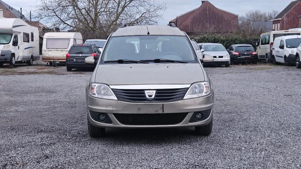 Dacia Logan - 2009 - 1,6 Benzine - 145.000 km-Airco, 1600 cc, Logan, Bedrijf, Te koop