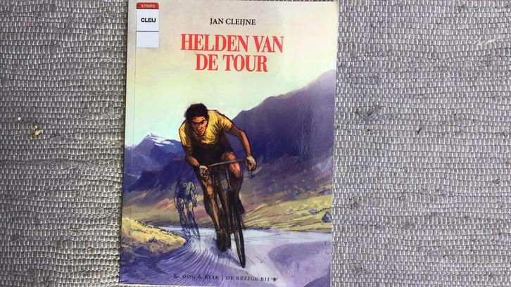 Helden van de Tour / sripboek door Jan Cleijne, Boeken, Sportboeken, Gelezen, Lopen en Fietsen, Ophalen of Verzenden