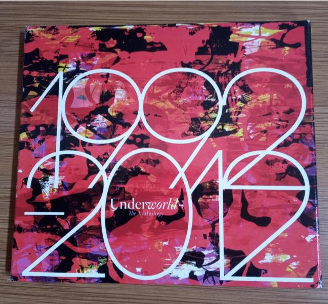"1991-2012" (Underworld) 3xCD + booklet ZGAN, Cd's en Dvd's, Cd's | Dance en House, Zo goed als nieuw, Ophalen of Verzenden
