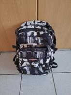 Eastpak rugzak 3 compartimenten, Handtassen en Accessoires, Tassen | Rugtassen, Gebruikt, 25 tot 40 cm, Eastpak, Ophalen
