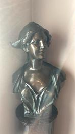 Borstbeeld met chinoiserie zuilkast, Antiek en Kunst, Ophalen