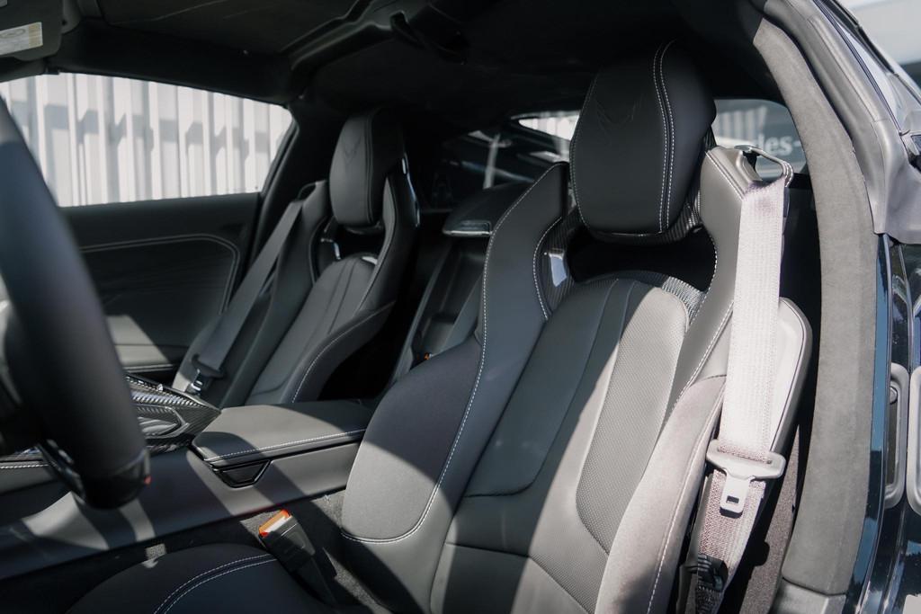 Corvette C8 Z06 3LZ Coupé Automaat Z06 | Z07 Performance Pa, Auto's, 646 pk, Zwart, Bedrijf, Corvette