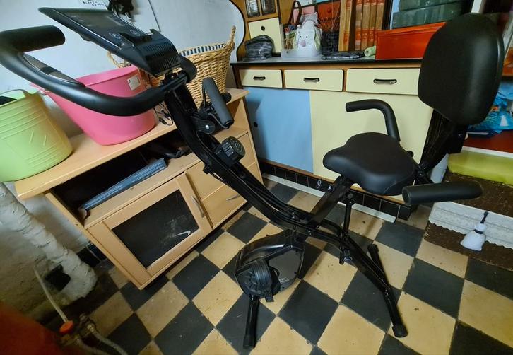 Stationaire fiets als nieuw gebruikt 3x, Sport en Fitness, Fitnessapparatuur, Hometrainer, Ophalen