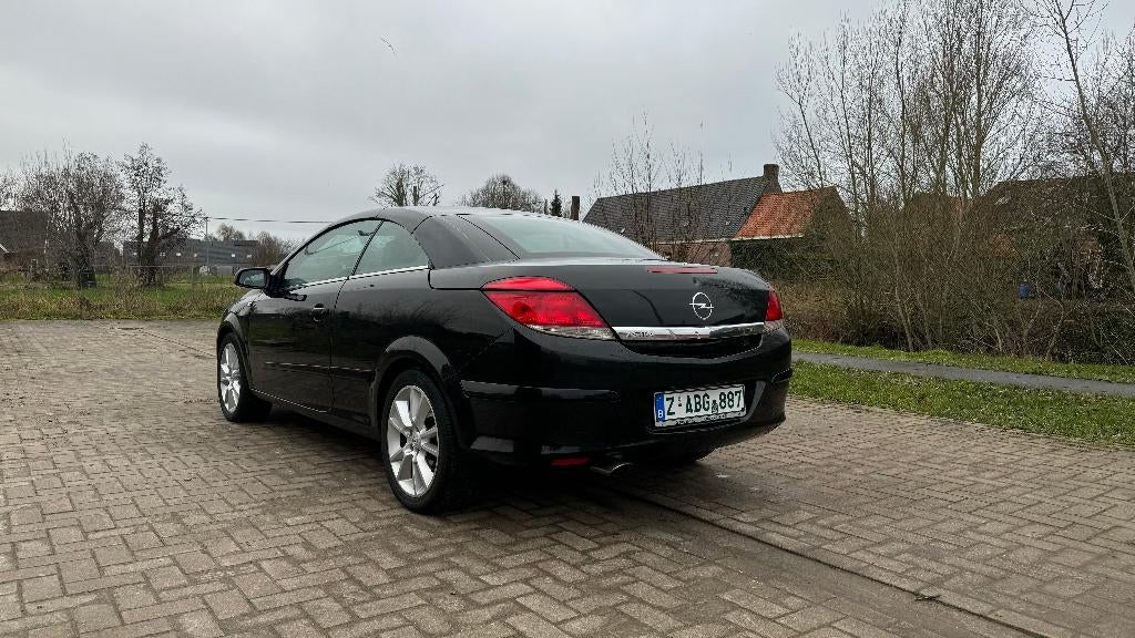 Opel Astra Twin Top, Voorwielaandrijving, 4 zetels, Zwart, 4 cilinders