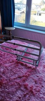 Opklapbaar bedhek, Ophalen, Zo goed als nieuw